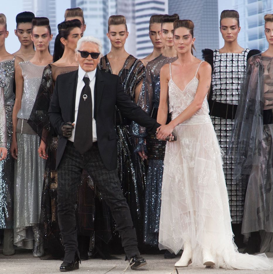 H υψηλή ραπτική της Chanel μας δίνει ιδέες για εντυπωσιακές εμφανίσεις